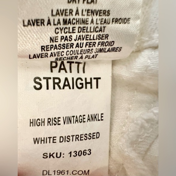 DL1961 Sz 26 Patti Straight High Rise Jean in White Distressed - Picture 11 of 12
